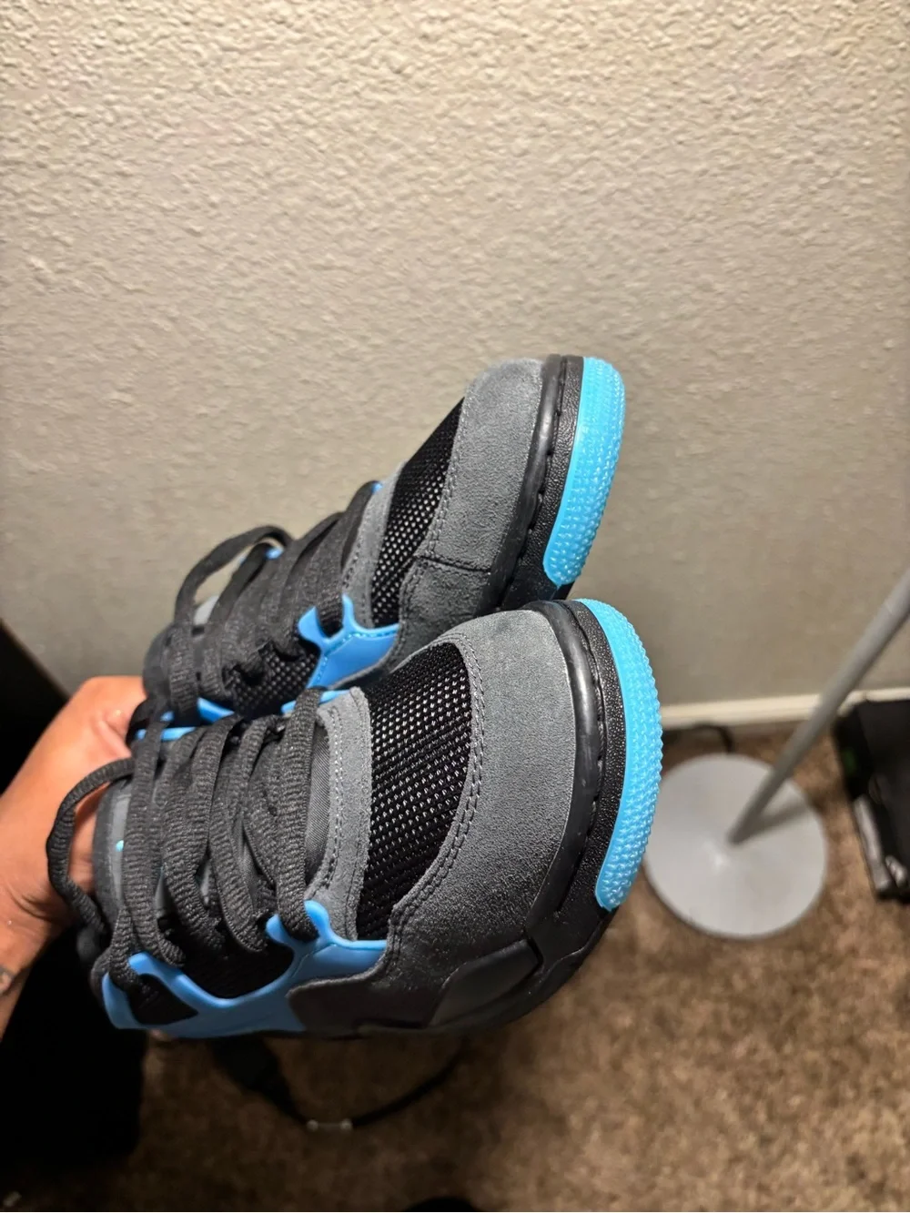 Jordan 4 Retro 